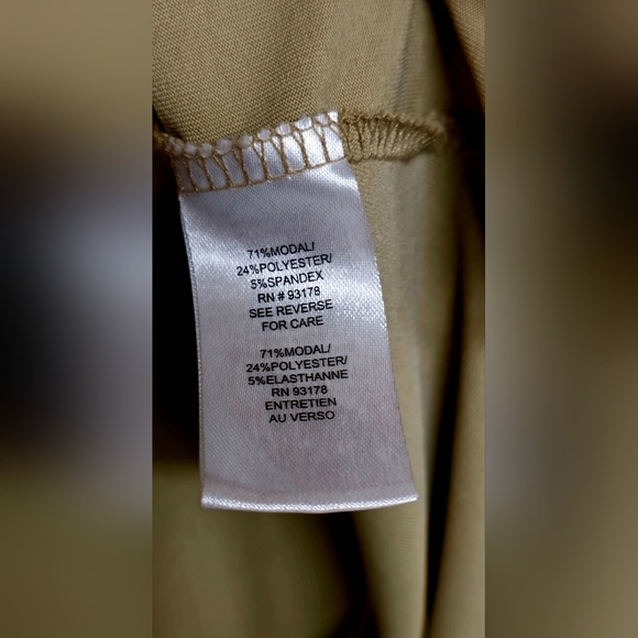 Women's Size Medium Tahari Sleeveless Tan Scoop Neck Business/Casual BNWOT Top!✨ - Picture 6 of 10